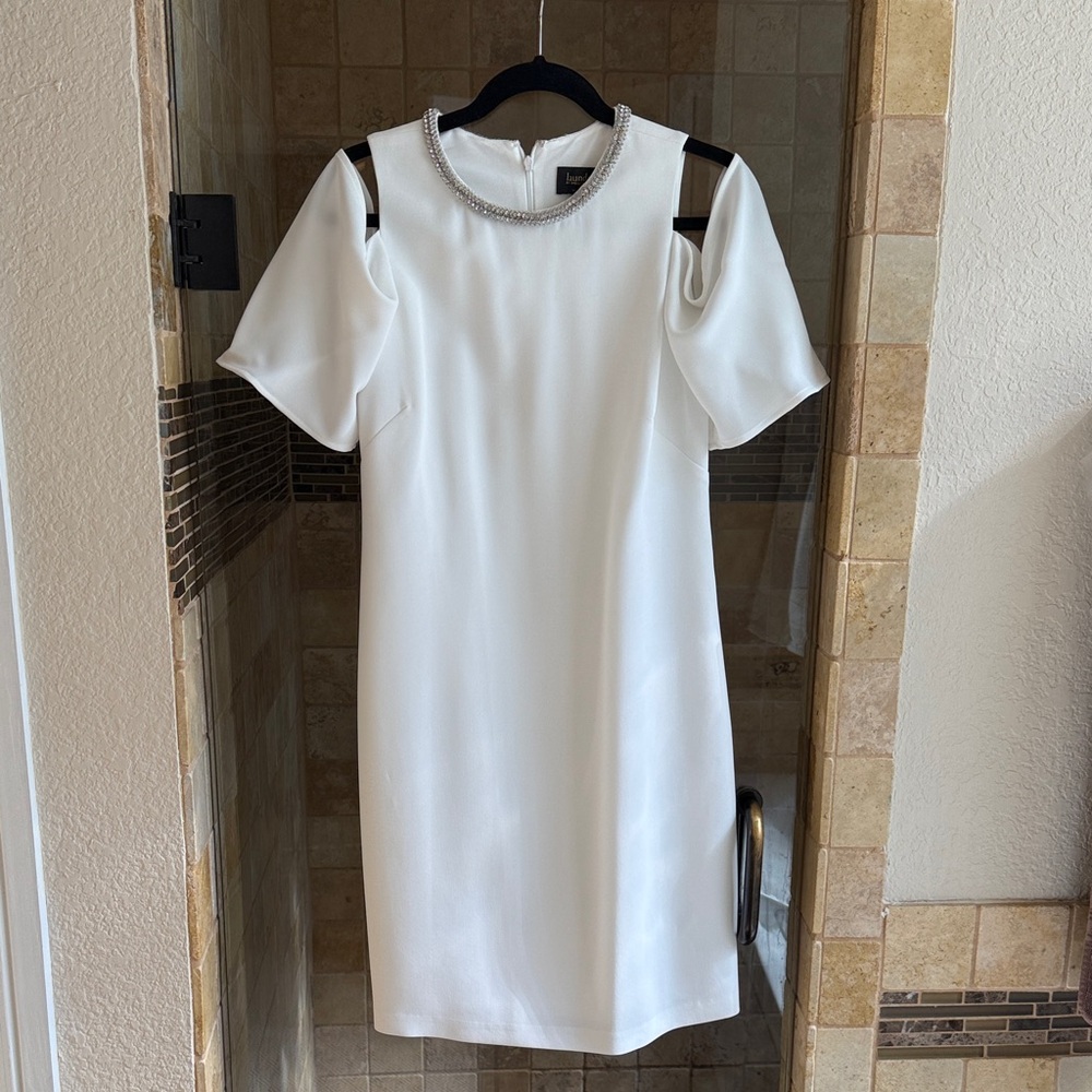 Laundry by Shelli Segal white cocktail dress